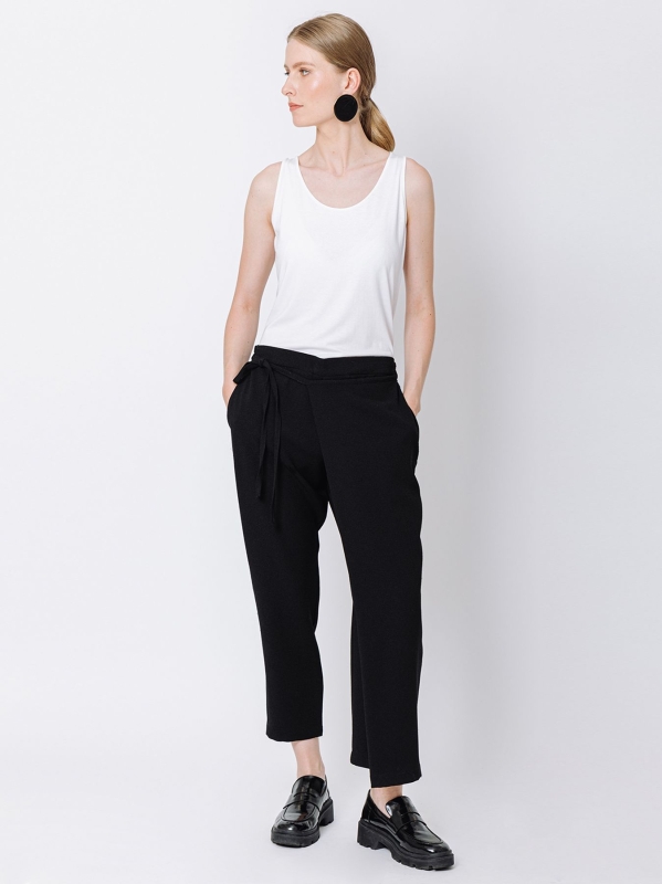 Trousers with panel