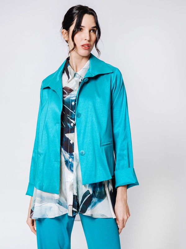 Long jacket in stretch shantung