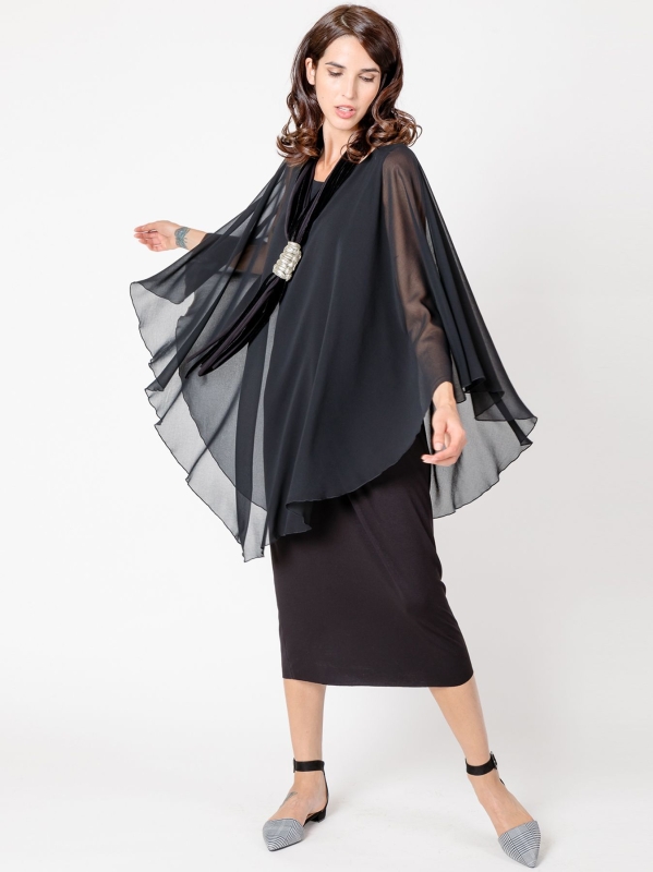 Abito doppio strato con poncho in chiffon