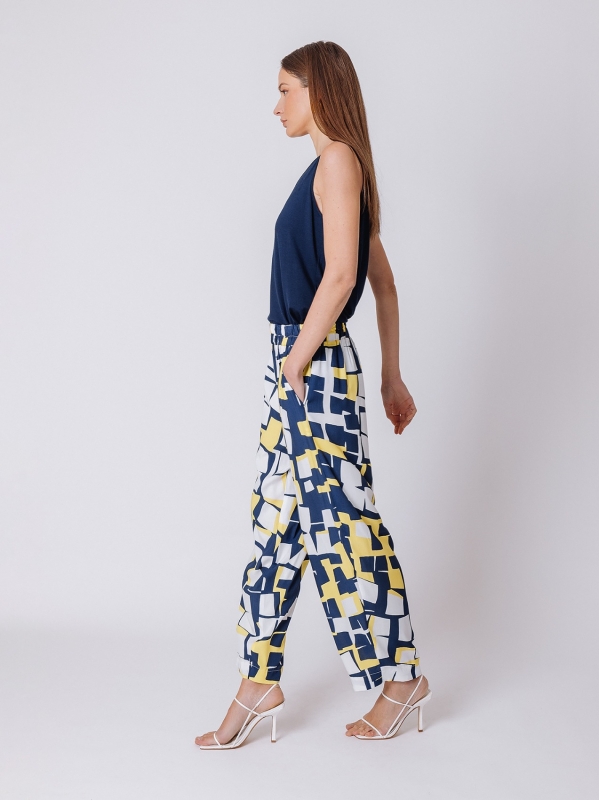 Optical print trousers