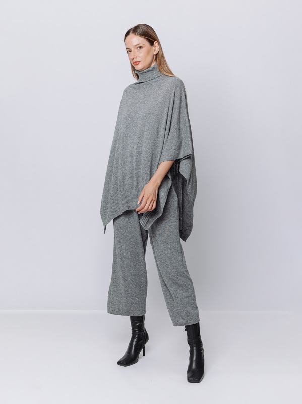 Gentle Touch Maxi Poncho