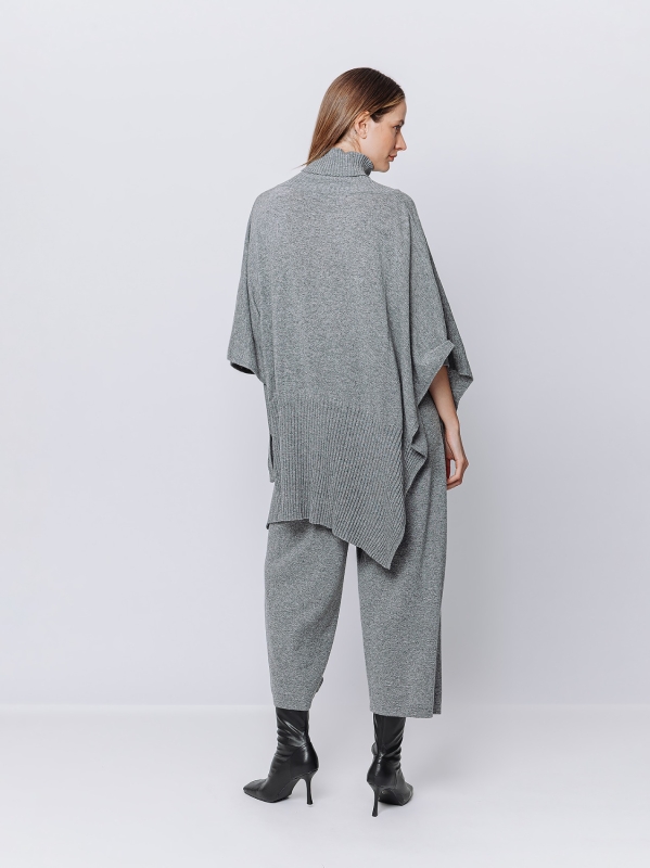 Gentle Touch Maxi Poncho