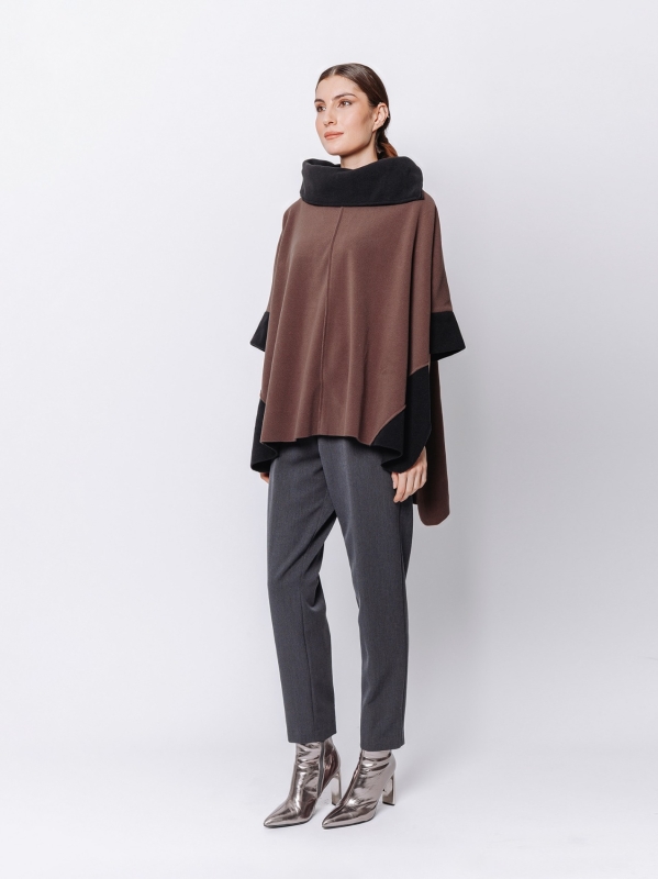 Two-tone fleece poncho