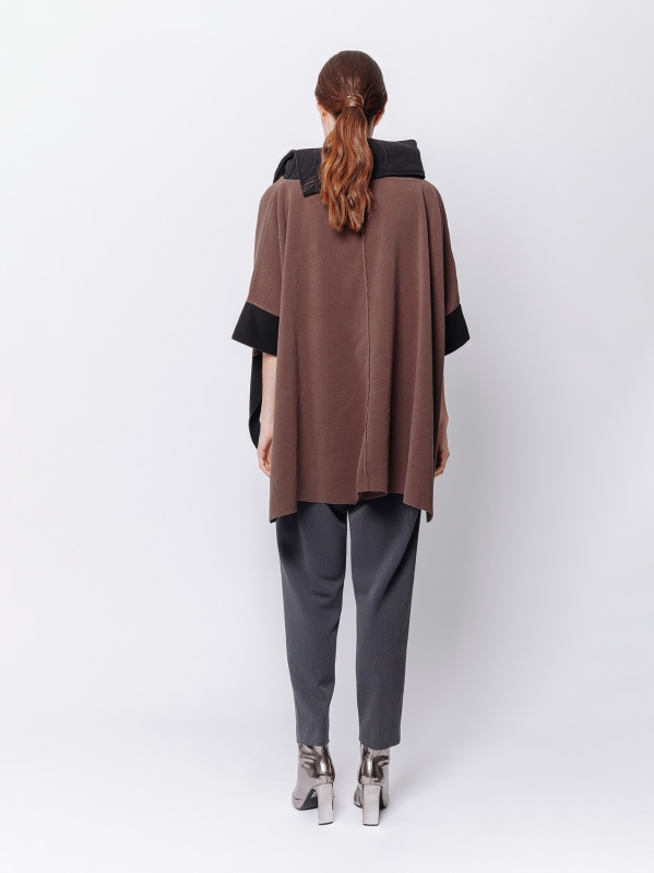 Two-tone fleece poncho