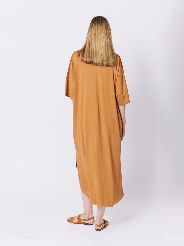 Oversize dress with chiffon insert