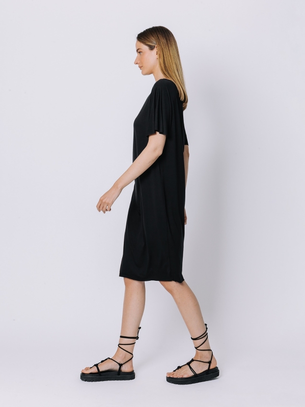 Midi dress with knot 