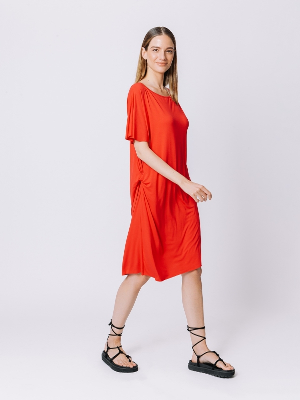 Midi dress with knot 