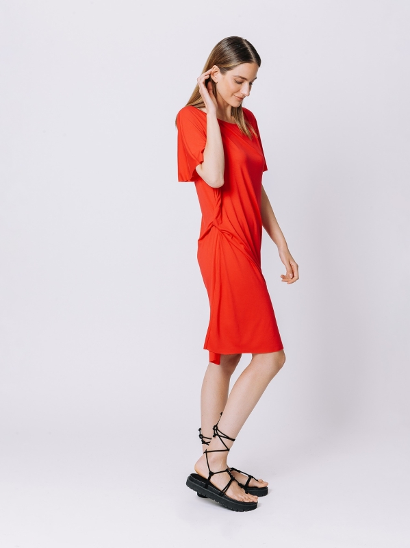 Midi dress with knot 