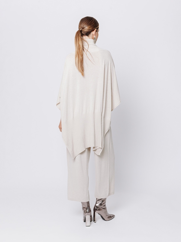 Gentle Touch Maxi Poncho