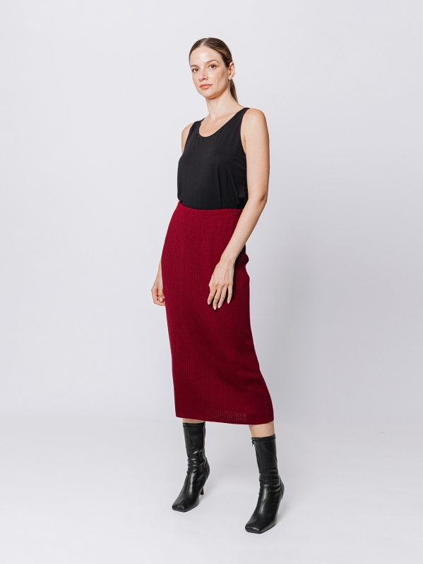 Ribbed knit skirt