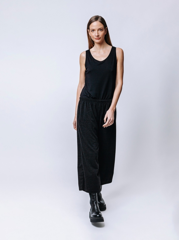 Wool jersey cropped trousers