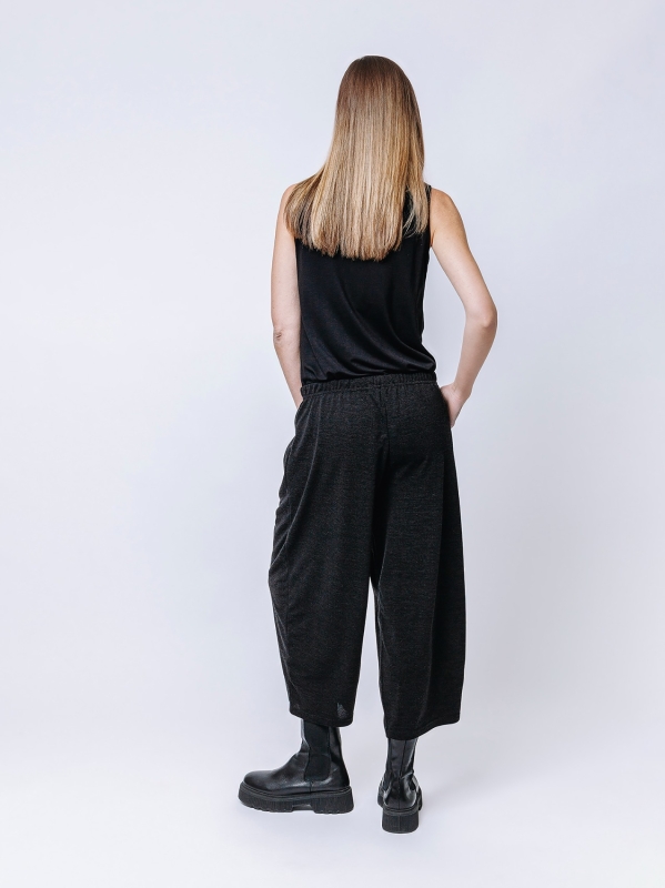 Wool jersey cropped trousers