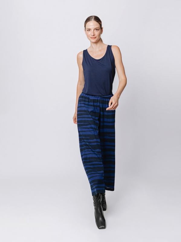 Gaucho trousers with irregular stripes