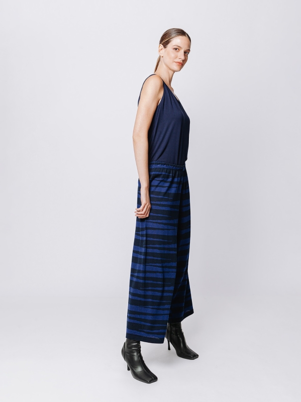 Gaucho trousers with irregular stripes