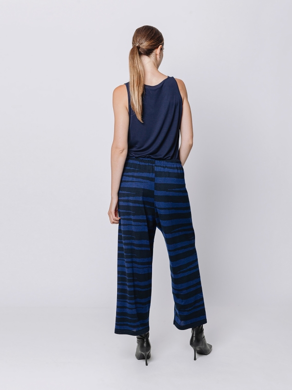 Gaucho trousers with irregular stripes