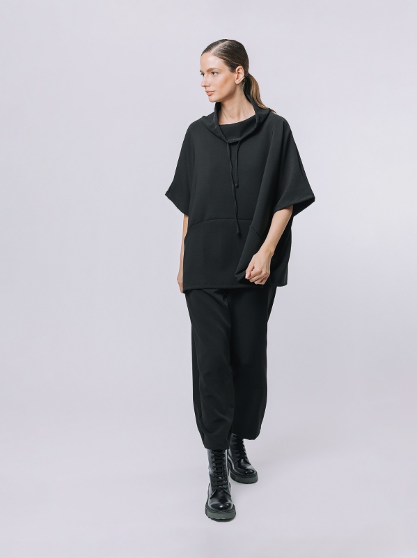 Oversized ultralight sweater with drawstring