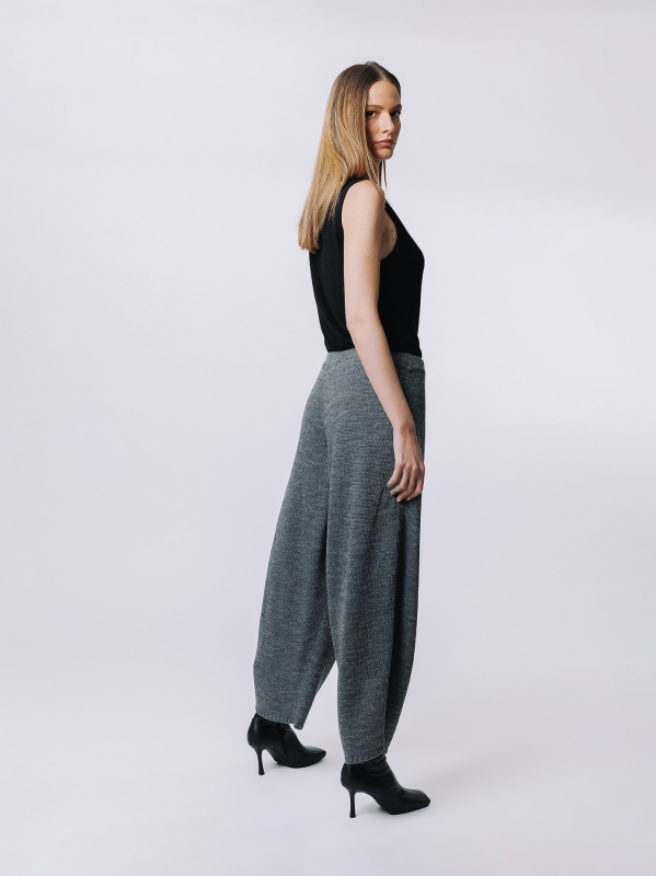 Knitted gaucho trousers