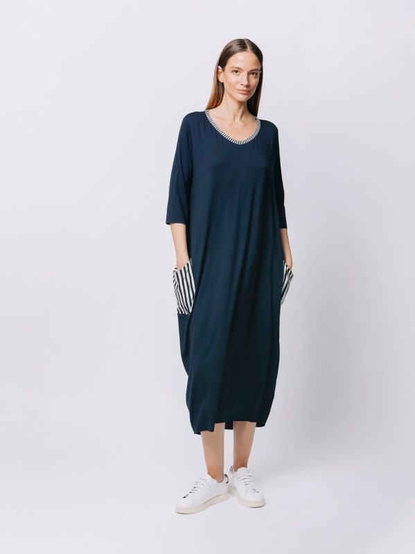 Oversized cocoon dress with striped insert