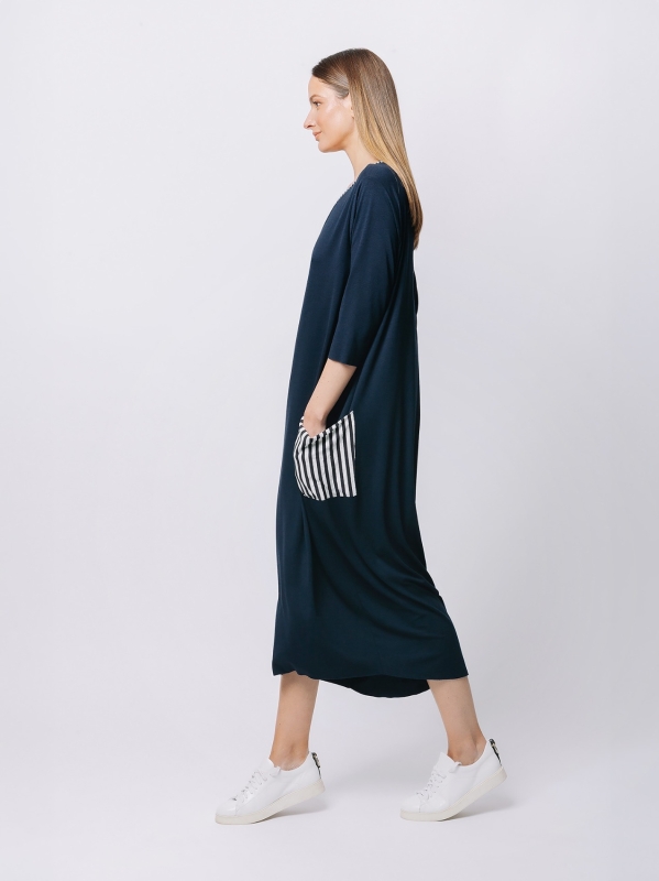 Oversized cocoon dress with striped insert